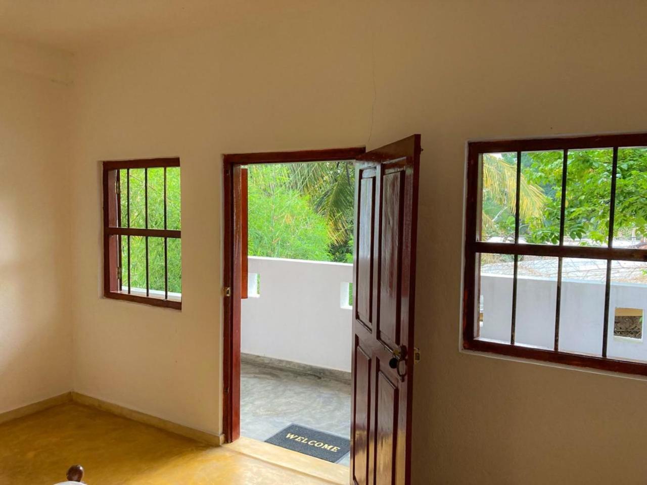 Summer Lodge-Tangalle Exterior photo